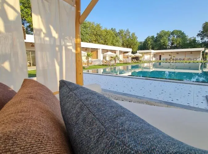 Freya Ξενοδοχείο *