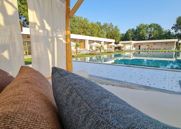 Freya Ξενοδοχείο *